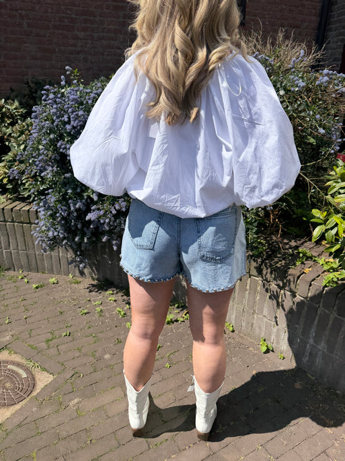 Short Vera
