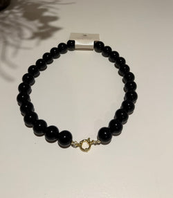 Zwarte Kralenketting met Gouden Sluiting