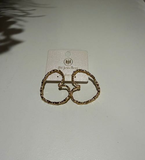 Gouden Oorbellen met Open Hartdesign & Structuur